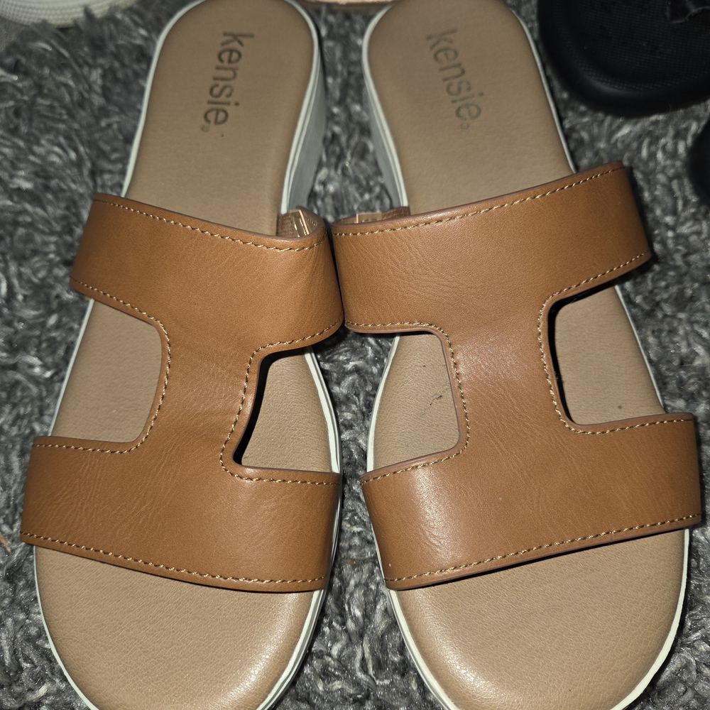 Kensie Cognac Brown Slide Sandals